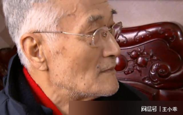 米乐M6平台：上海90岁老先生去婚介所找老伴却意外找到失散40多年的儿女(图8)