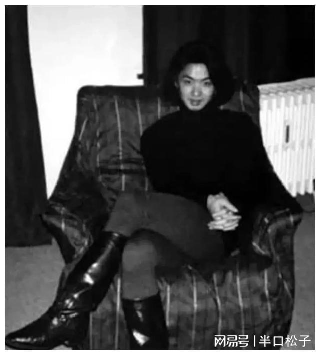 米乐M6：57岁金星宣布再结婚又嫁外国人晒结婚照很般配曾娶美国老(图17)