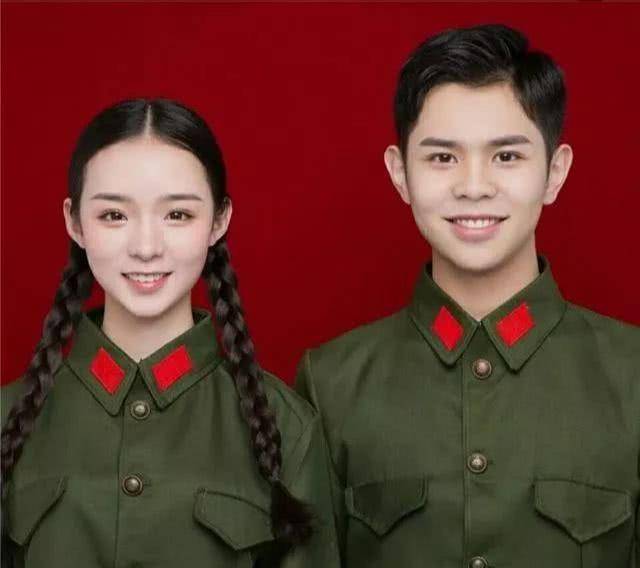米乐M6：结婚证件照服饰穿搭成熟优雅让一生中最重要的时刻不留遗憾(图3)