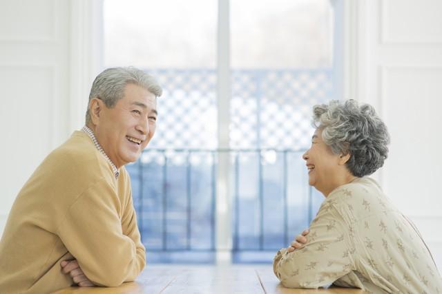 米乐M6：我53岁离异女婚介所登记9个征婚条件后我的电话竟然被打爆了(图5)