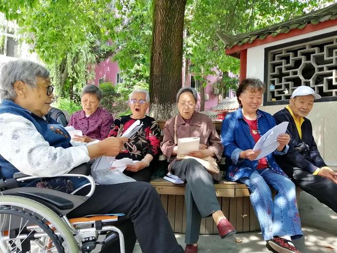 米乐M6平台：回顾77岁教授一生未娶提择偶标准后婚介表示：您还是打光棍吧(图3)