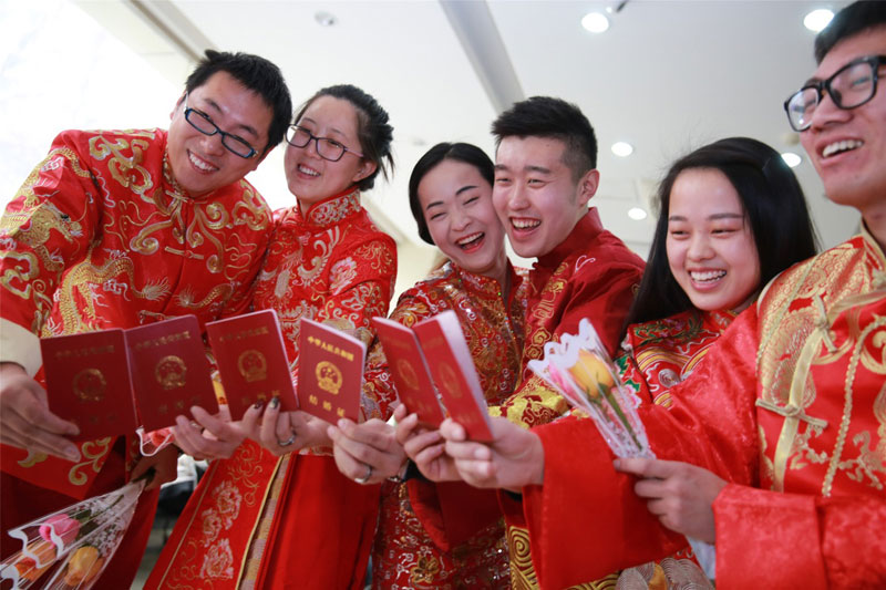 米乐M6平台：情人节我们领证啦(图5)