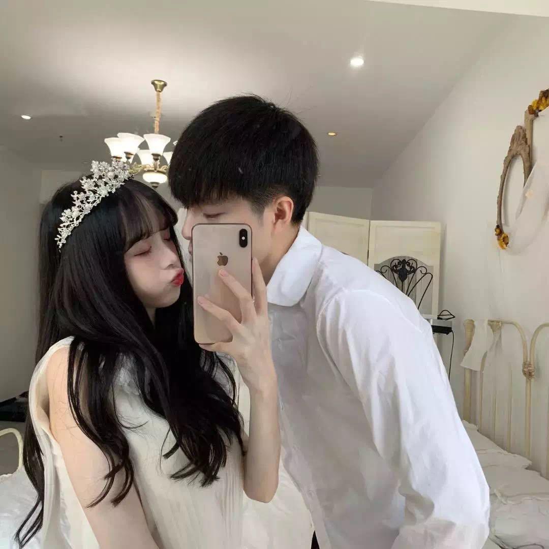 2023超火情侣婚纱照头像(图7)