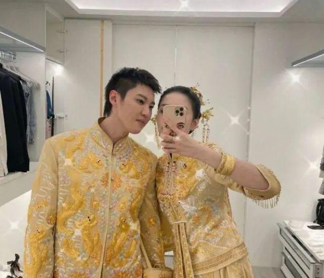赵本山女儿官宣领证结婚嫁给大7岁圈外男友透露不会举行婚礼(图9)