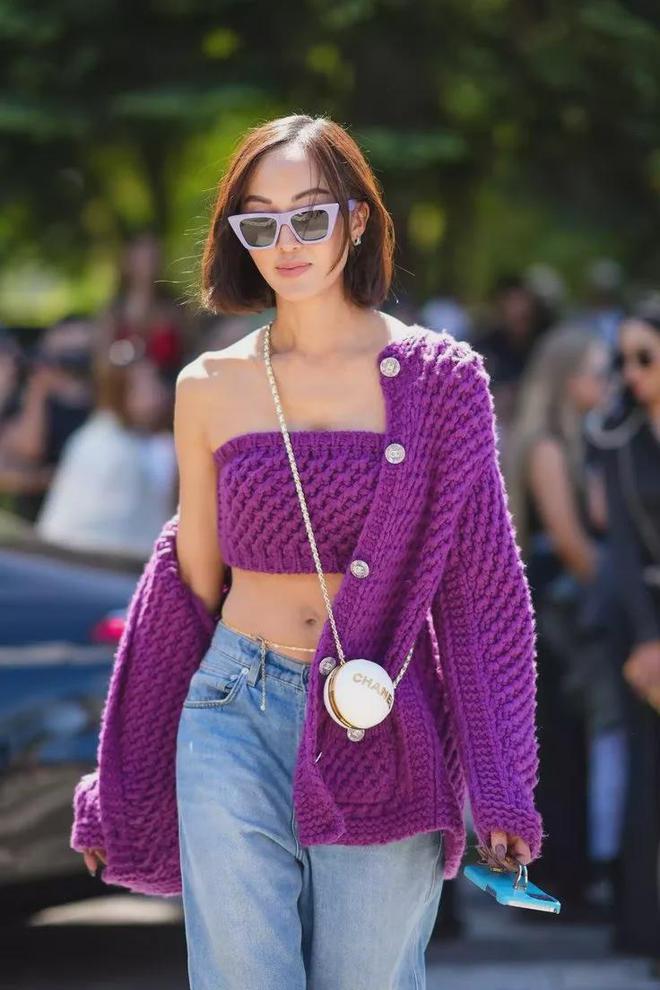 今年流行的“这件衣服”谁穿谁美(图1)