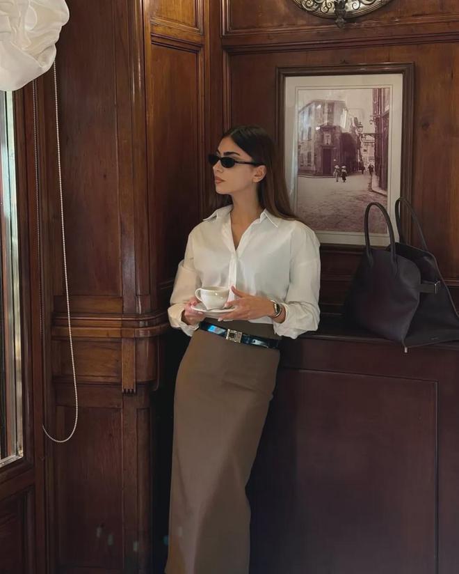 今年流行的“这件衣服”谁穿谁美(图17)