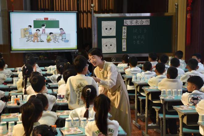 稷山县教育体育局开展“聚焦核心素养深化课堂教学改革”小学课堂教学观摩研讨活动(图3)