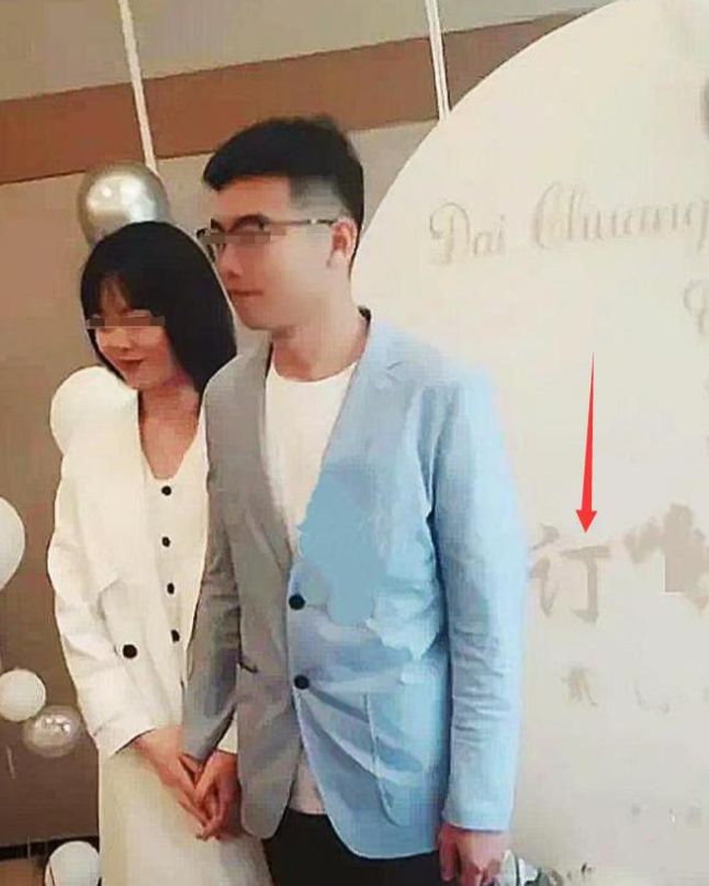 “野鸳鸯”风波升级女主疑似订婚照流传颜值惊艳赛事方发声(图5)