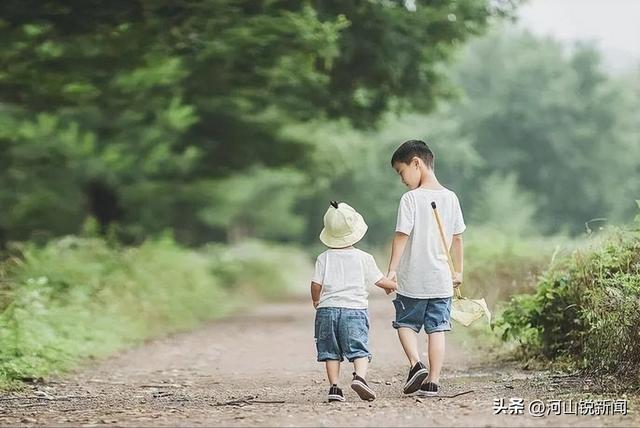 米乐M6：孙子出生随母亲姓公公当众怒扇儿媳巴掌公公：我的香火不能断(图4)