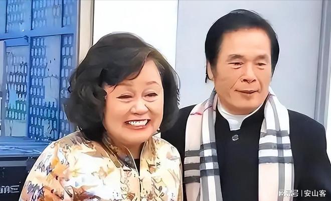 “6个老婆”同住一室每人每月7万零花钱71岁又娶第七房小娇妻(图17)