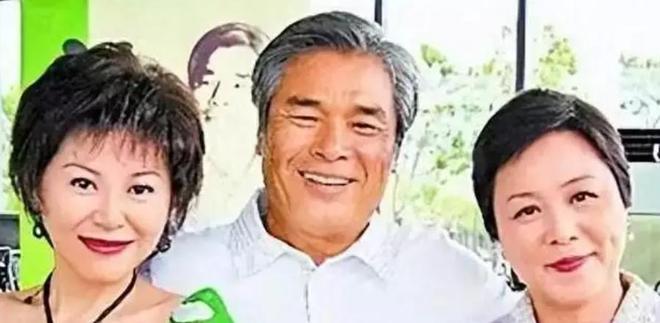 一妻五妾六妻同堂！每人每月7万零花钱71岁又娶第七房小娇妻(图9)
