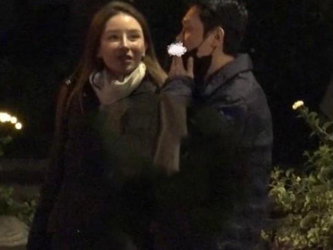 高调认爱的冯绍峰连面相都变了前妻赵丽颖说的话终于有人信了(图1)