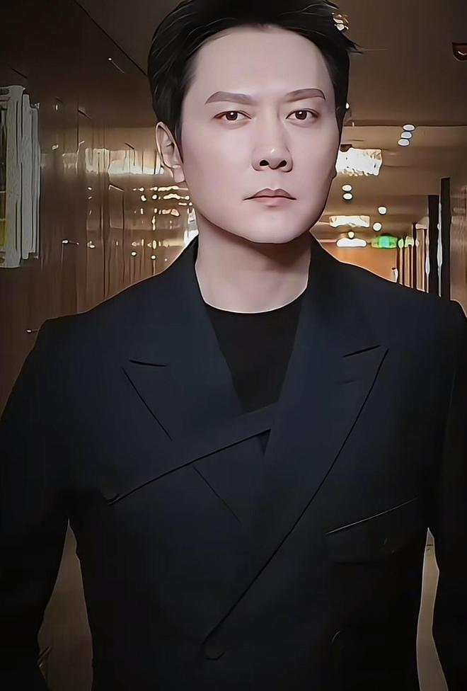 高调认爱的冯绍峰连面相都变了前妻赵丽颖说的话终于有人信了(图6)
