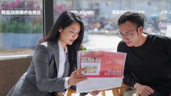 大量外国女孩涌入相亲角不要彩礼不要车房大龄剩女：滚出中国(图12)