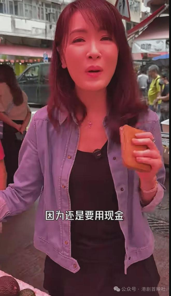 港姐冠军返港街市被捕获批评生活不方便因一事不及内地(图2)