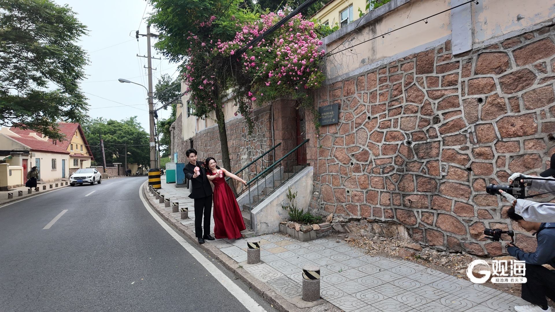 青岛：甜蜜“婚拍”和城市一起“出片”(图3)